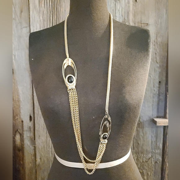 Long Gold and Black Vintage Necklace - Picture 3 of 5